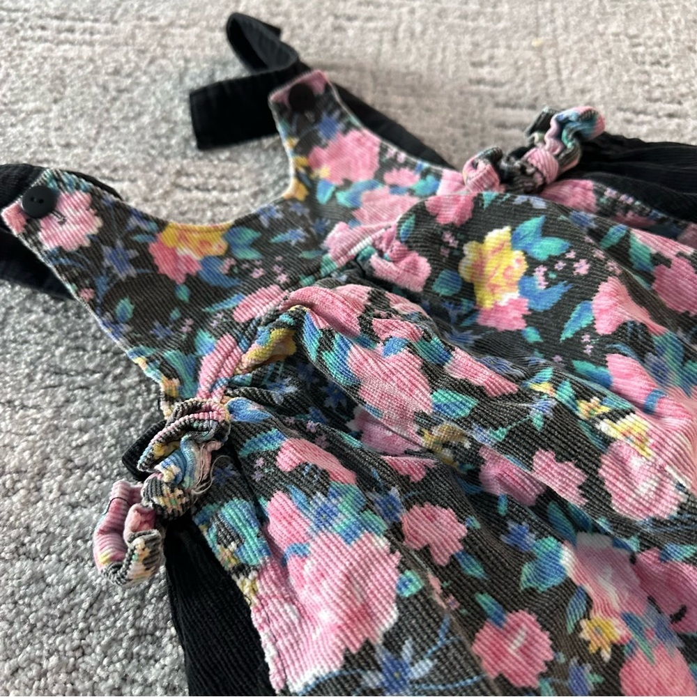 100% Cotton Vintage Overalls | Foral Pattern | Vintage | Baby | 12 Months - Picture 3 of 5